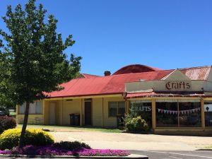 the craft shop in Walcha